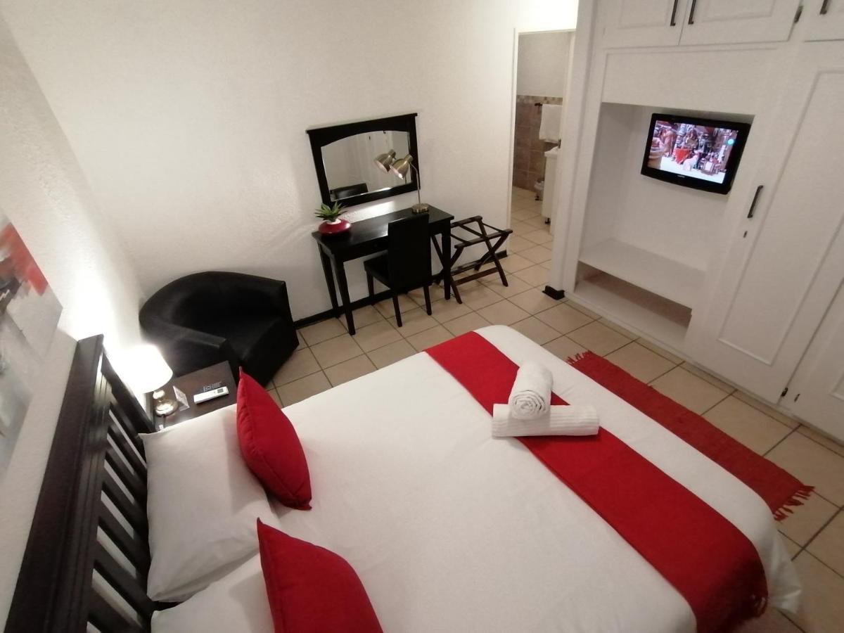 Fourways Bnb Йоханнесбург Экстерьер фото