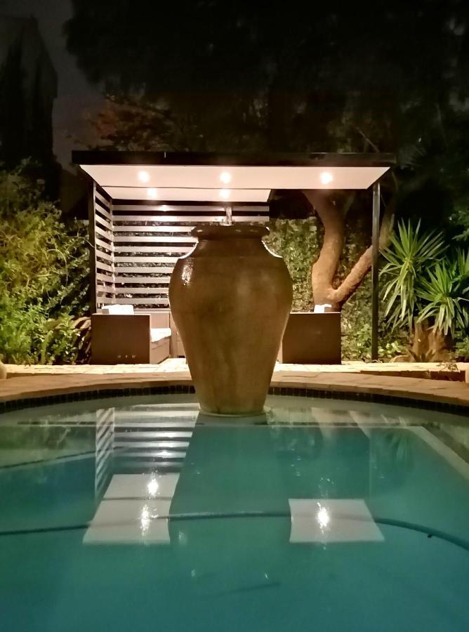 Fourways Bnb Йоханнесбург Экстерьер фото